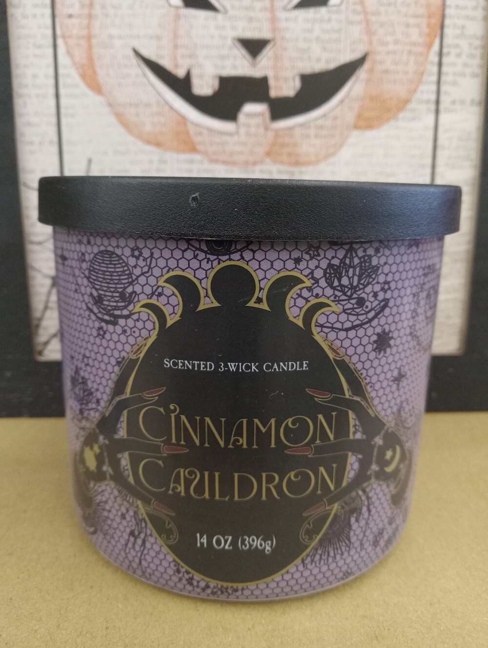 Cinnamon Cauldron Scented 3-Wick Candle - Purple